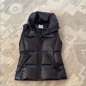 SAM puffer vest